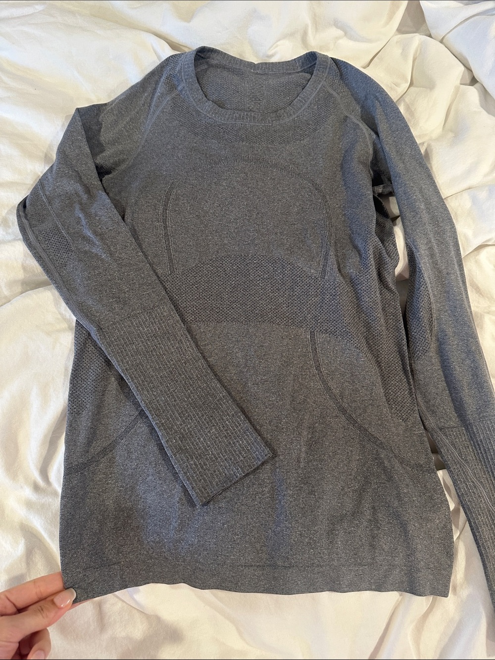 Lululemon workout top
